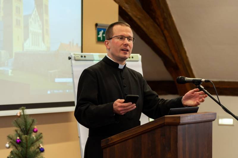 2023_12_21_hivatali lelki nap_09.jpg